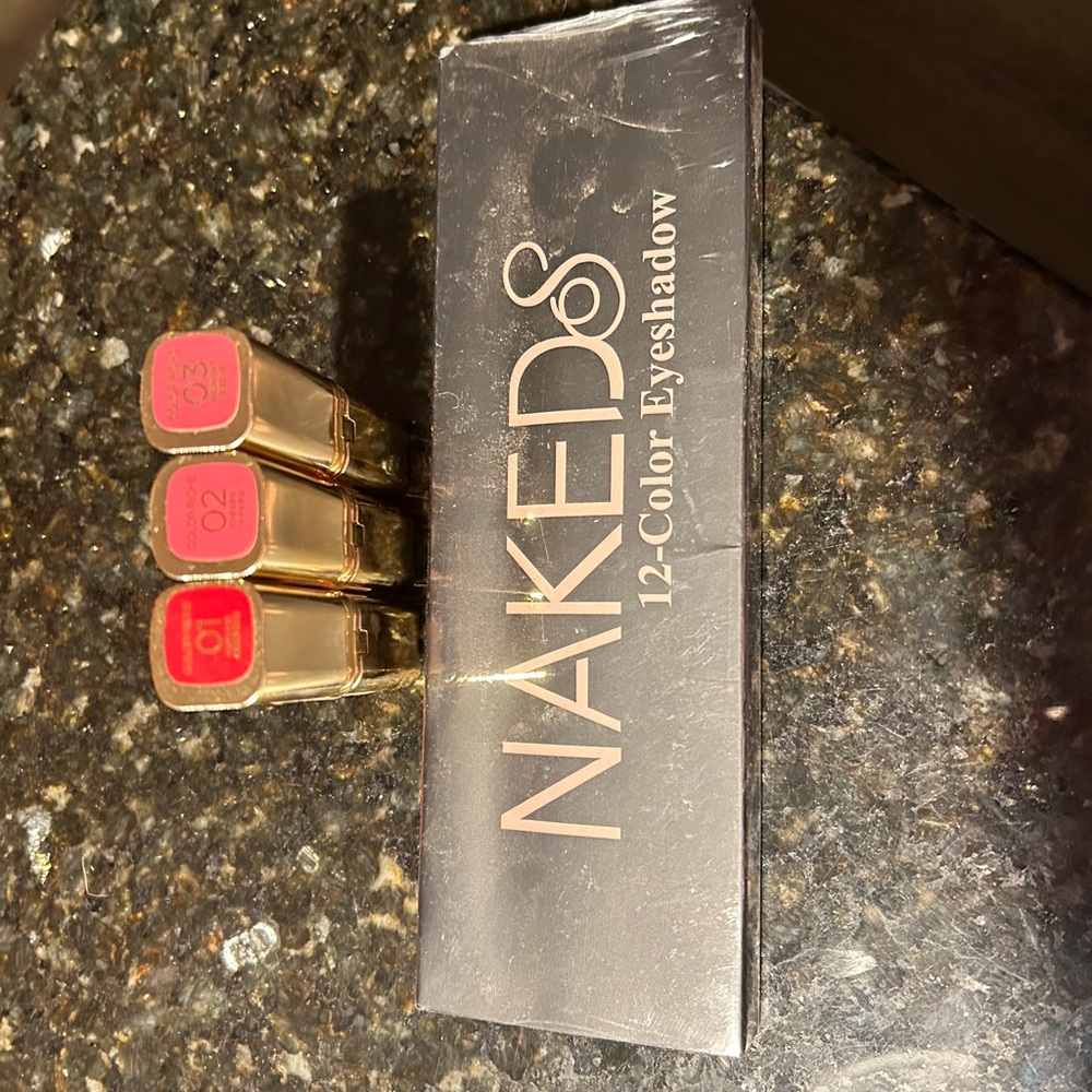 Shimmer Eye shadow and three lip sticks. NEW SEALED - Picture 3 of 7